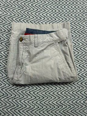 Tommy Hilfiger Mens Beige Casual Chino Shorts Size 34 With Button & Zipper Closu